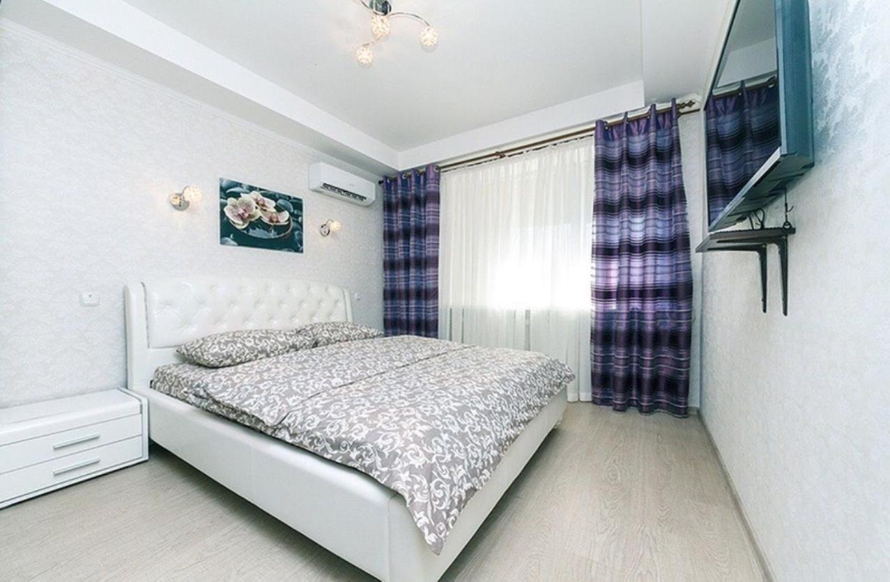 Apartment Baseina Khreschatyk Kijów Zewnętrze zdjęcie